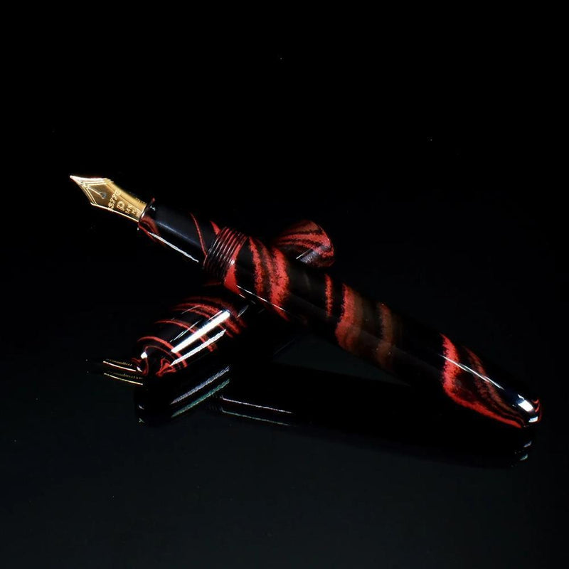 CYPRESS The top of Mount Fuji E110-E122 Fountain Pen (3776 Nib) in E118 - Black and Red Variant | EndlessPens