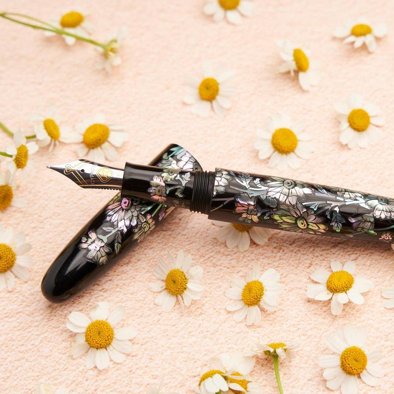 CYPRESS × @micahfinds Victorian Flora: Courageous Chamomile Fountain Pen | EndlessPens