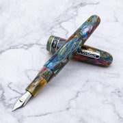 Conklin 1898 Misto Resin Green Fountain Pen (14K Gold) - Pen With Cap Cover Removed | EndlessPens