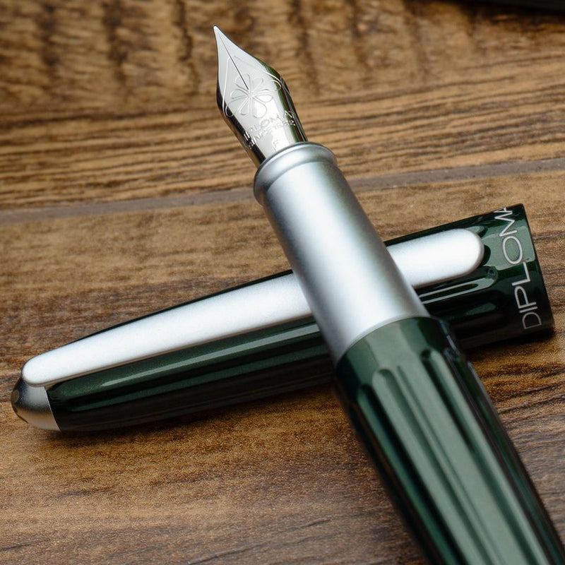 Diplomat Fountain Pen - Aero Evergreen