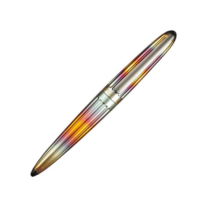 Diplomat Aero Flame Fountain Pen - Pen with Cap Cover | EndlessPens