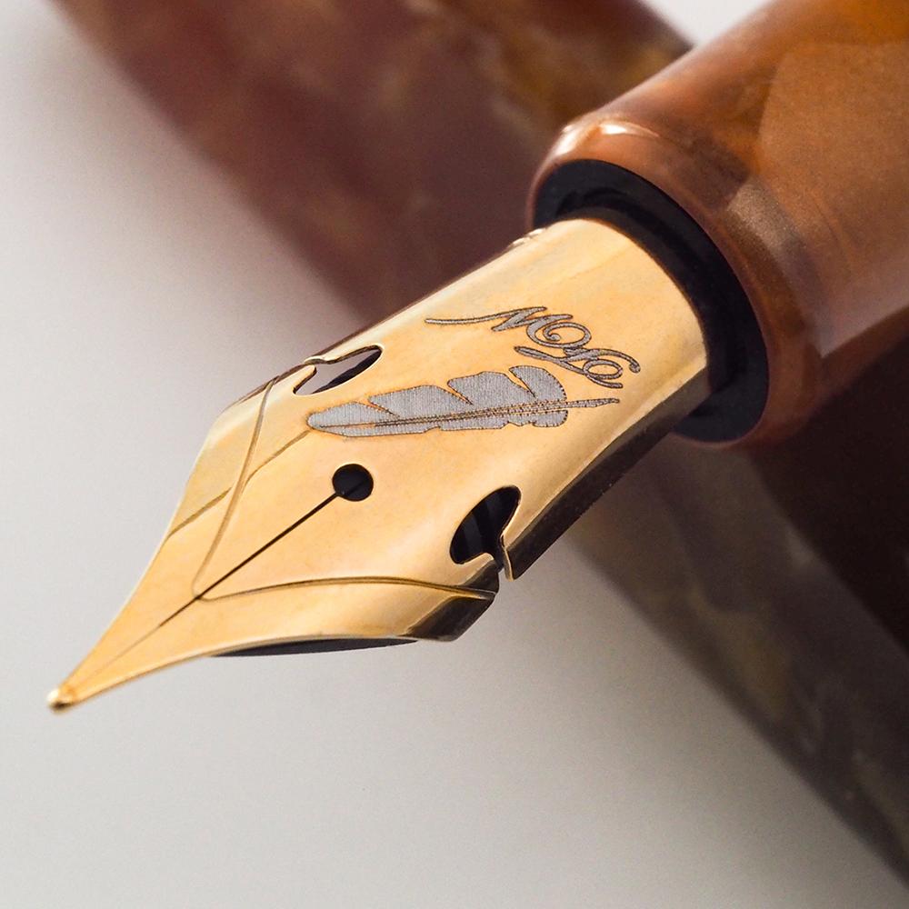 Fine Writing International Pencket Garnet Fountain Pen | EndlessPens