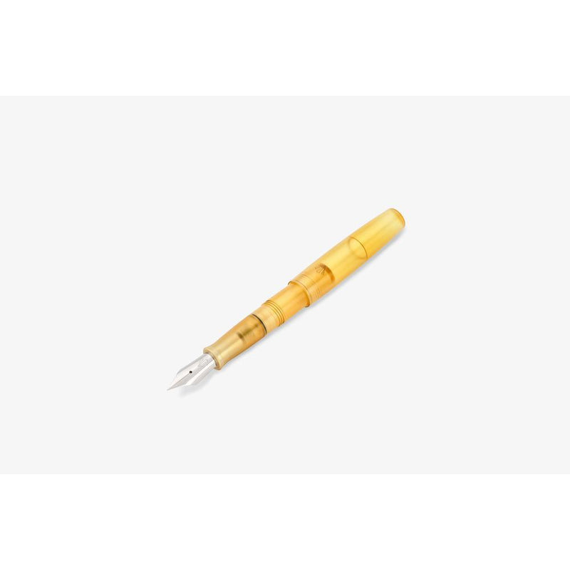 Gravitas Fountain Pen Gravitas - Dinkey Ultem