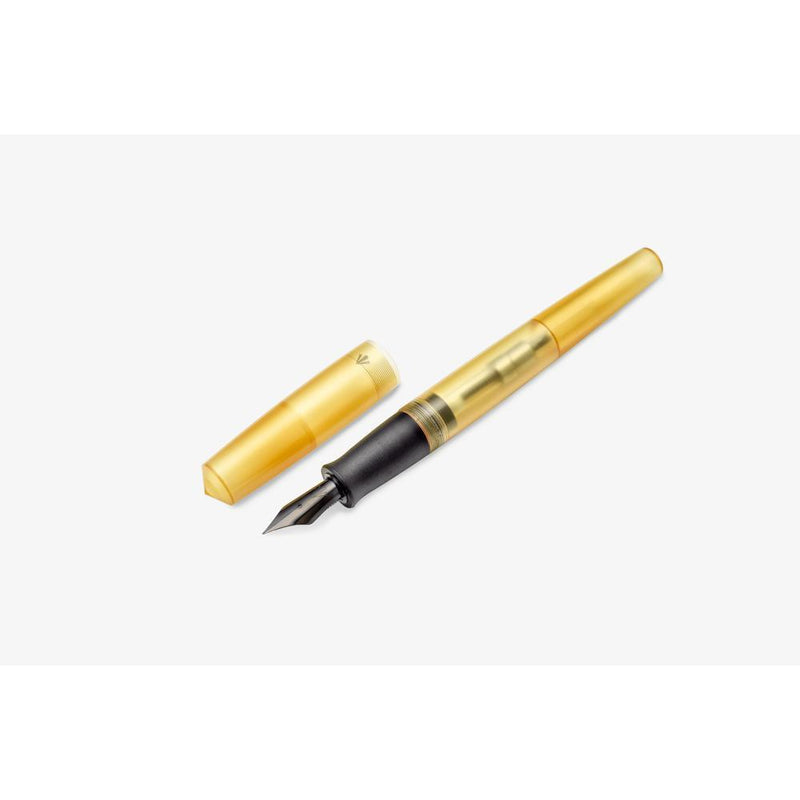 Gravitas Fountain Pen Gravitas - Sentry Ultem