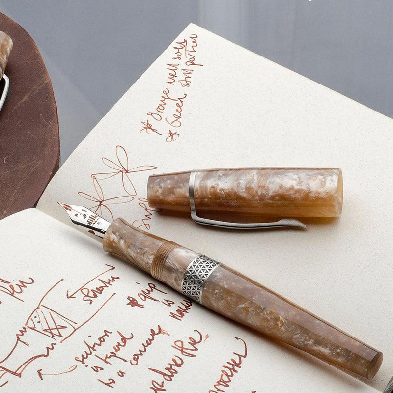 Kilk Fountain Pen - Orient Beige (14K Gold) - Special Edition (2024)