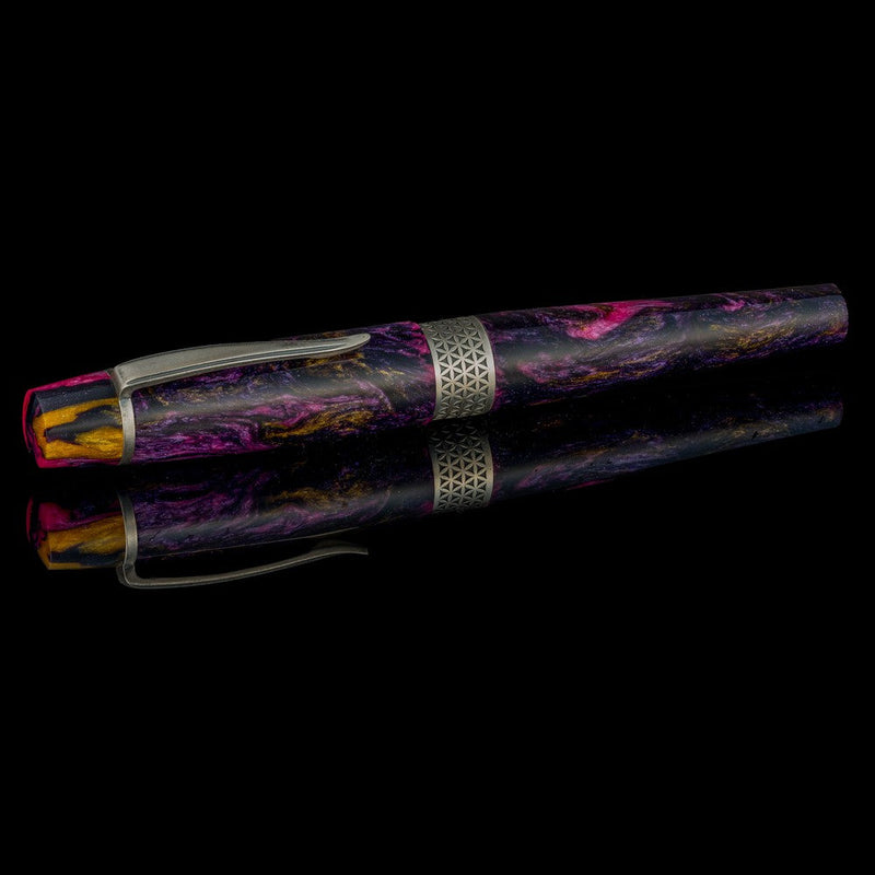 Kilk × @micahfinds Manila Sunset Fountain Pen