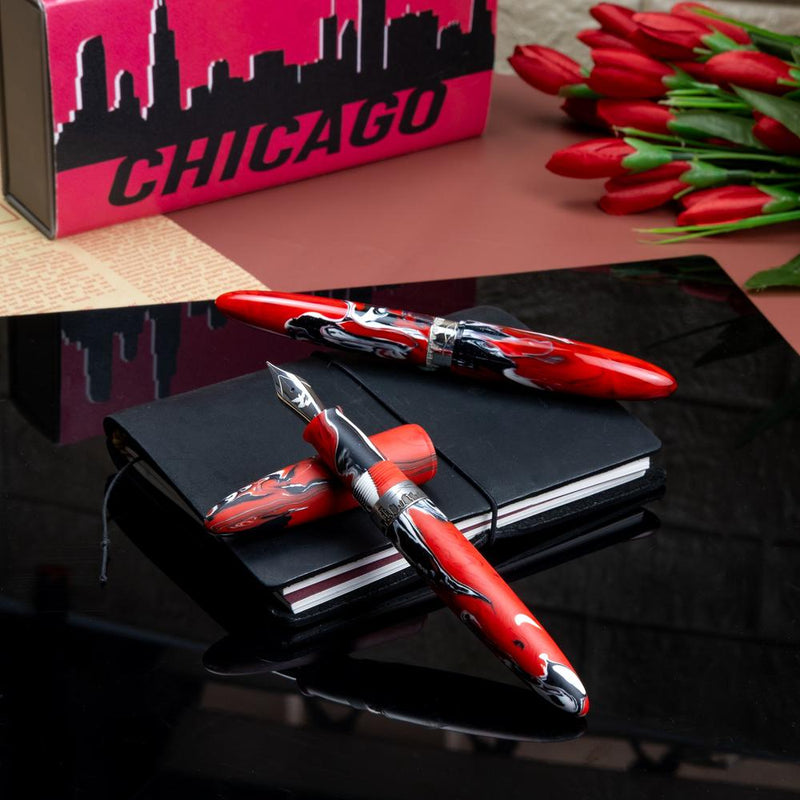 コレクション Hinks, Wells & Co's No.2040 Red Ink Pens Kilk × @officialwastedpaper Chicago Fountain Pen Set | EndlessPens