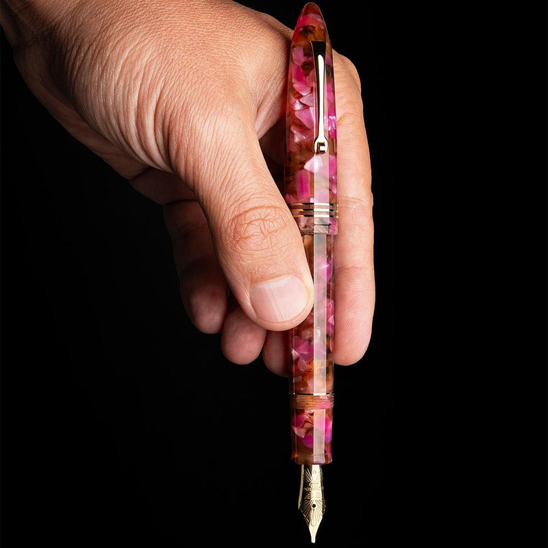 Leonardo Fountain Pen - Furore Redesigned - Lampone Selvatico (14K Gold)