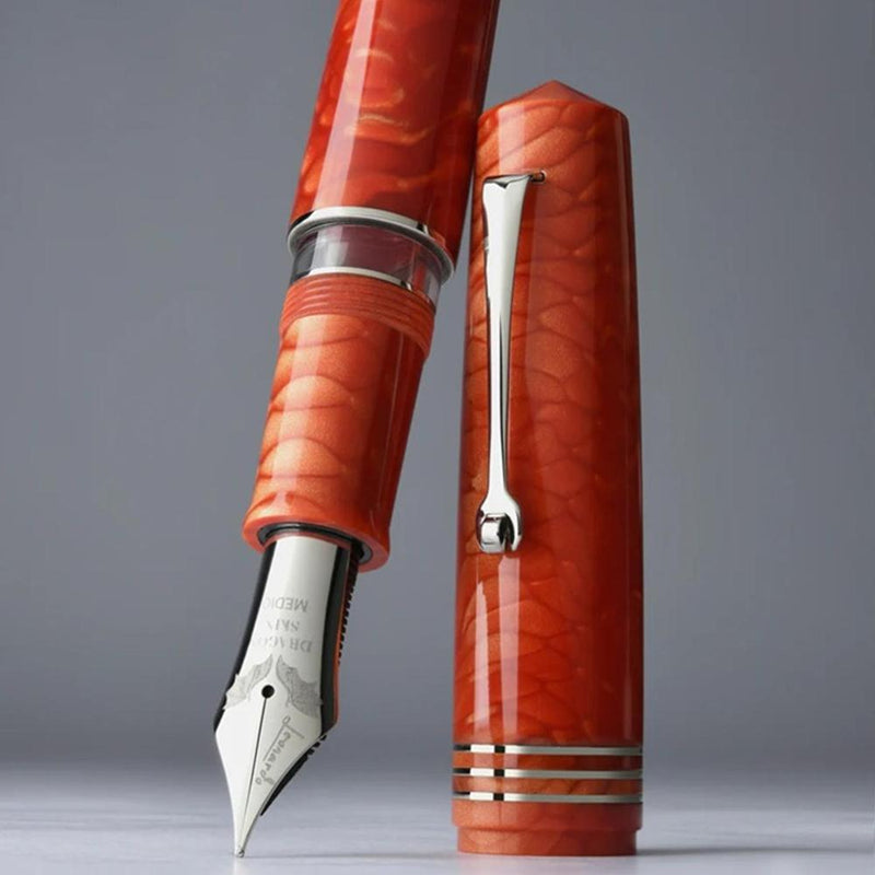 Leonardo Fountain Pen - Momento Zero Grande 2.0 - Dragon Skin Red (8mm, Stainless Steel) - Special Edition (2025)