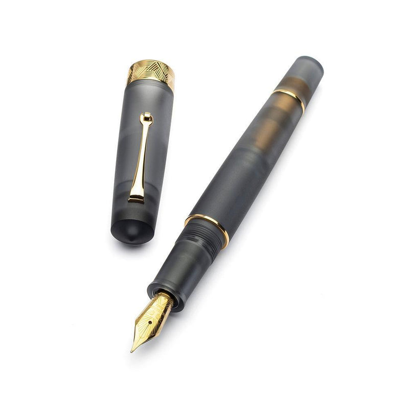 Leonardo Momento Zero Grande Pura Frosted Gray Fountain Pen (6mm