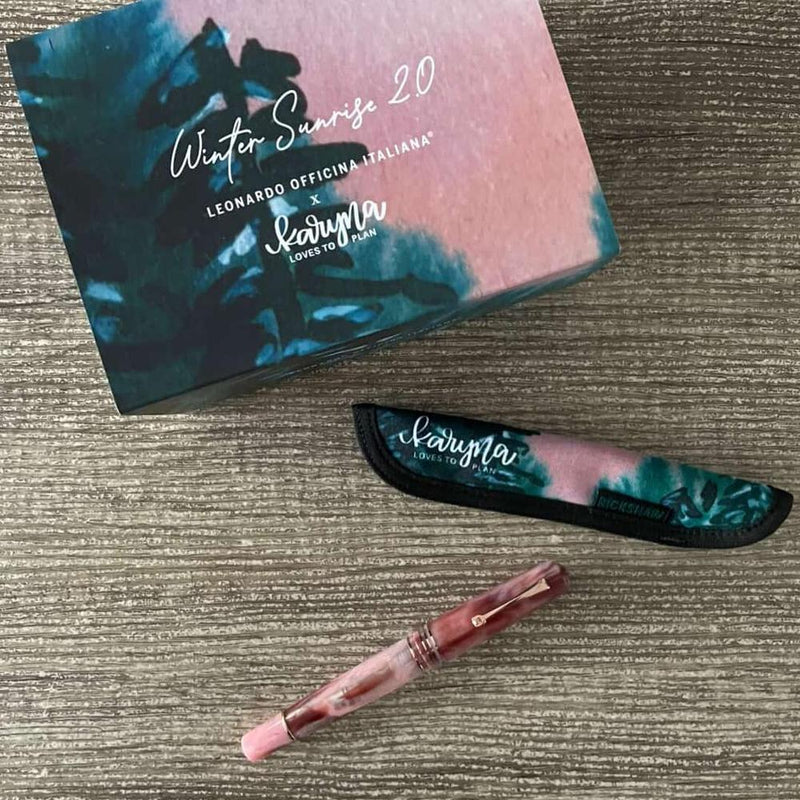 Leonardo × @karynalovestoplan - Momento Zero Grande 2.0 Winter Sunrise Fountain Pen Set