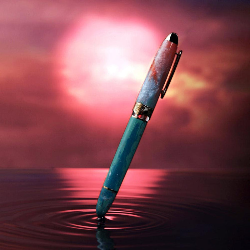 Nahvalur (Narwhal) Fountain Pen - Horizon - Dawn