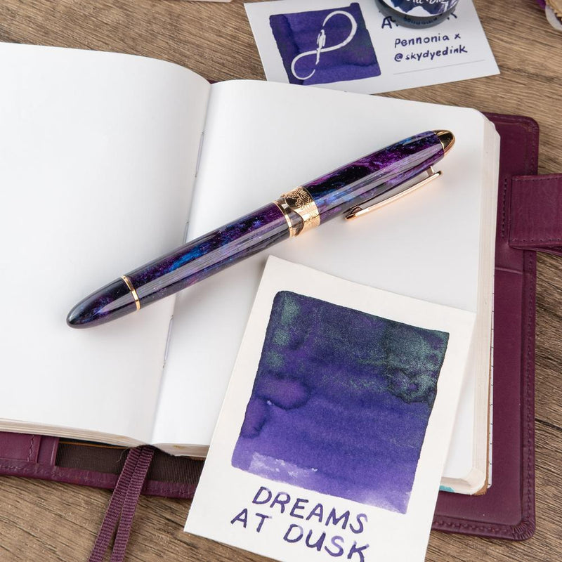 Nahvalur × @skydyedink Starlit Canvas Fountain Pen Set | EndlessPens