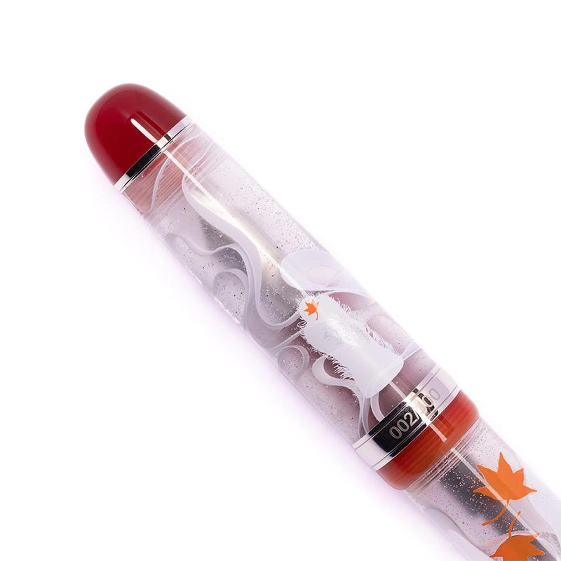 Opus 88 Jazz Cat Walk Fountain Pen - Pen Cap Cover Close Up On White Background | EndlessPens