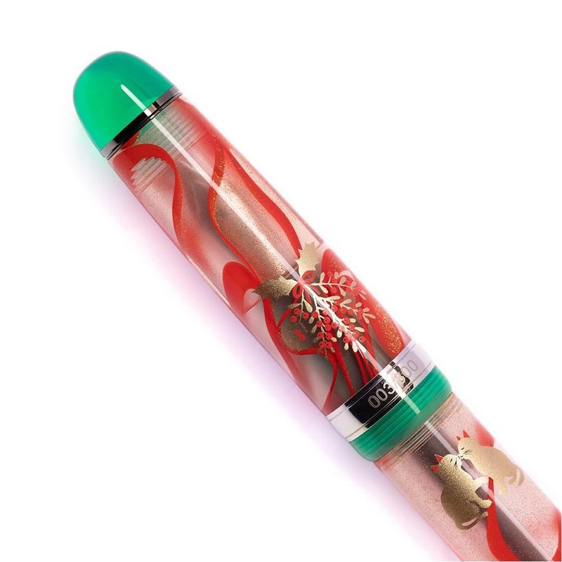 Opus 88 Jazz Under the Mistletoe Fountain Pen - Pen Cap Cover Close Up on White Background | EndlessPens