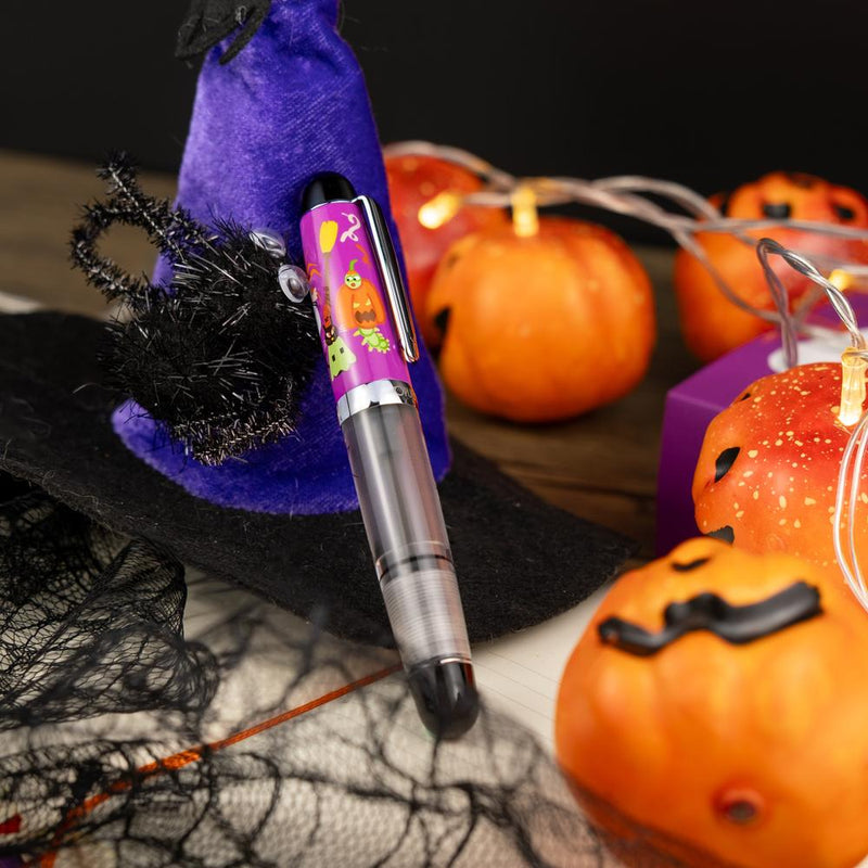 Opus 88 × @gabbitries Webster and Friends Fountain Pen