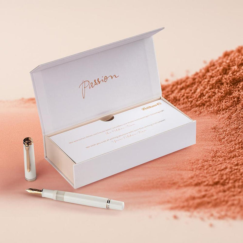 Pelikan Fountain Pen - M600 Souverän White & Rose Gold - Special Edition (2025)