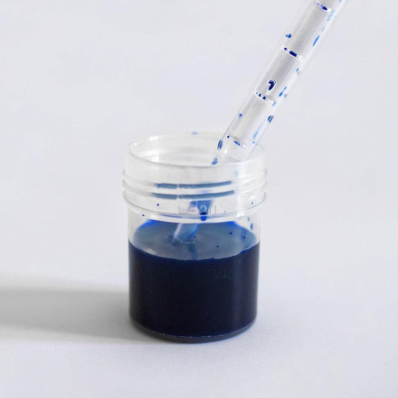 Pennonia Ink Mixing Cup - With Ink On White Background | EndlessPens